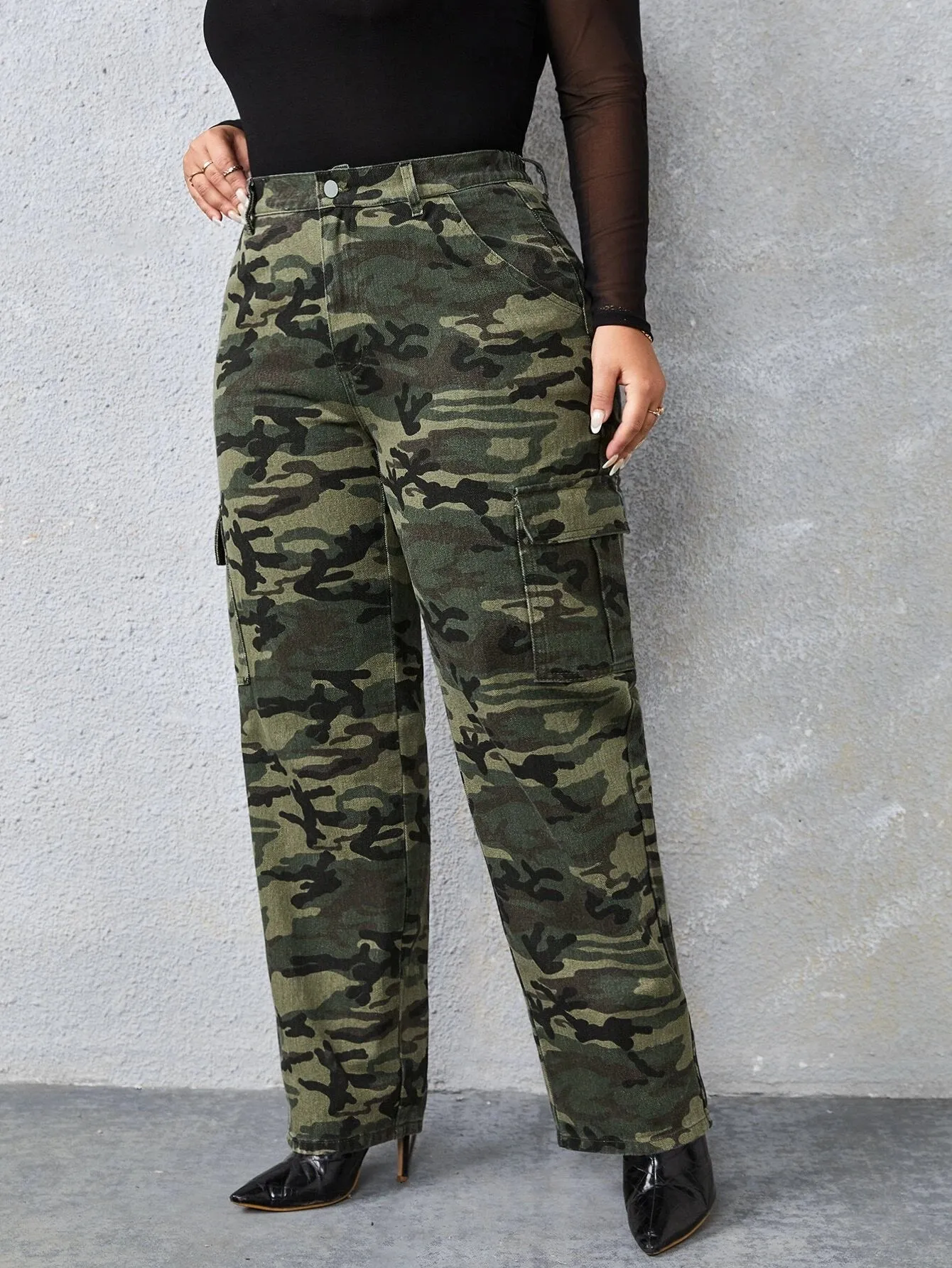 Camo Print High Rise Cargo Jeans