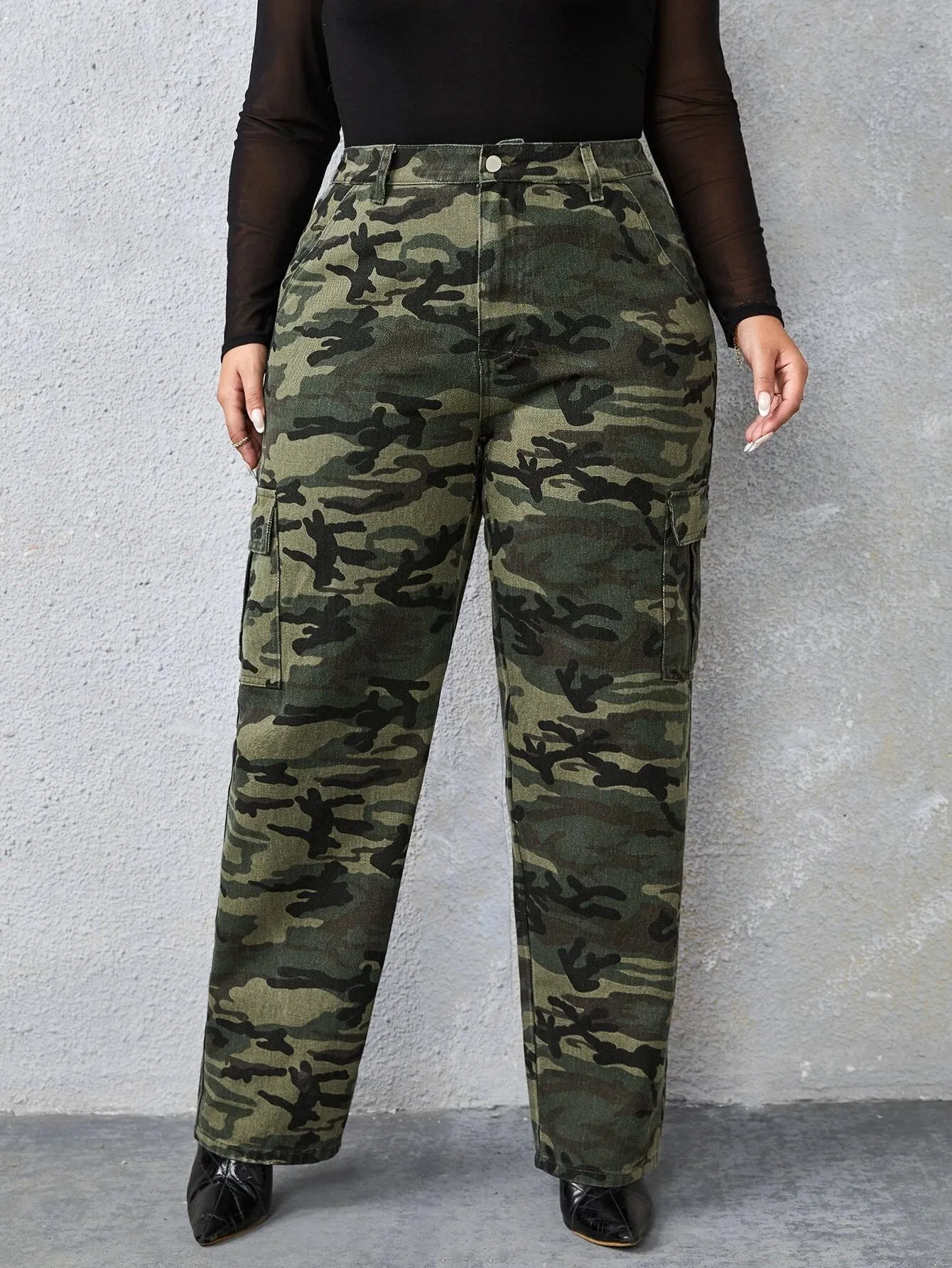 Camo Print High Rise Cargo Jeans