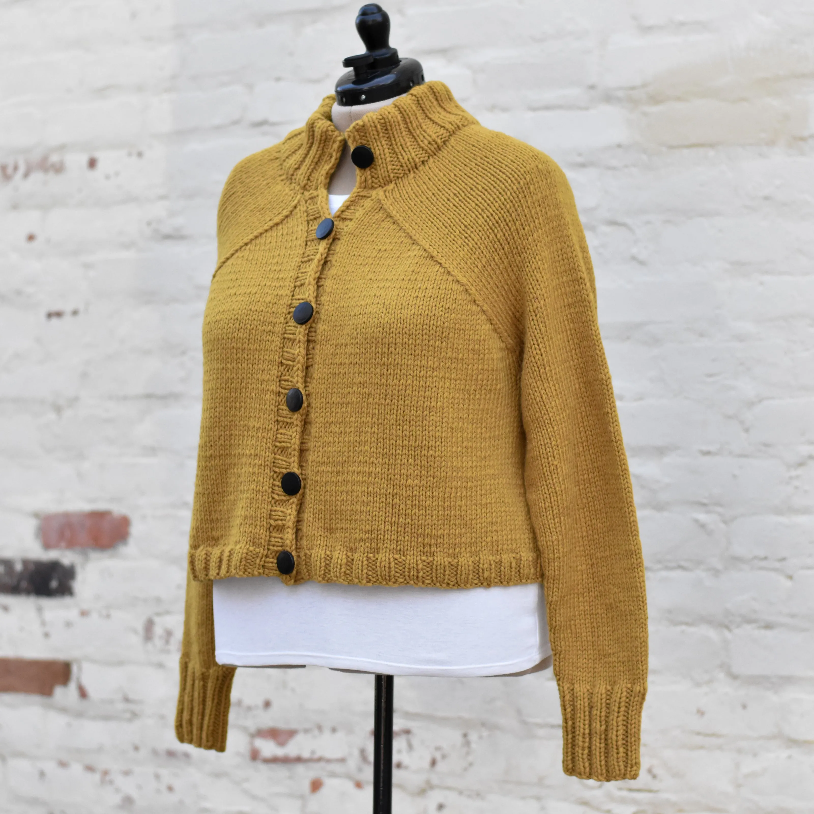 Carbeth Cardigan Kit (Kelbourne Woolens Germantown Bulky)