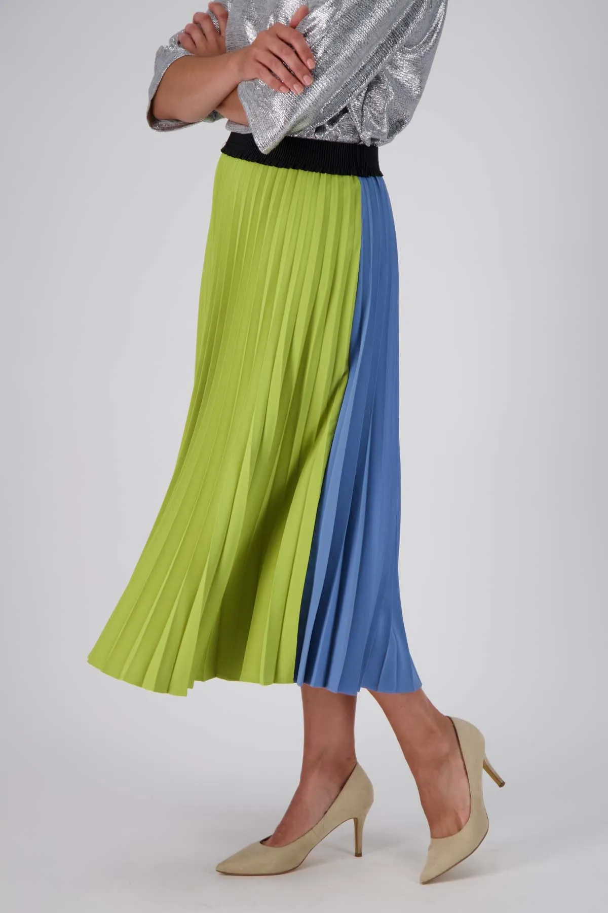 Chameleon Pleated Skirt Green/Blue