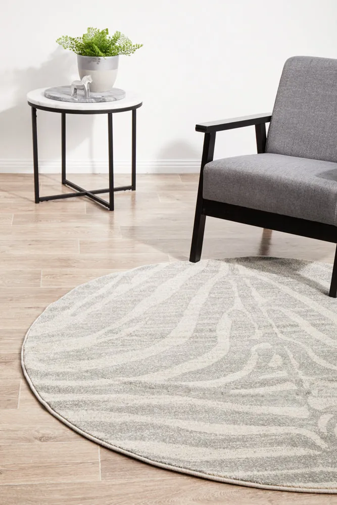 Chrome Savannah Silver Round Rug