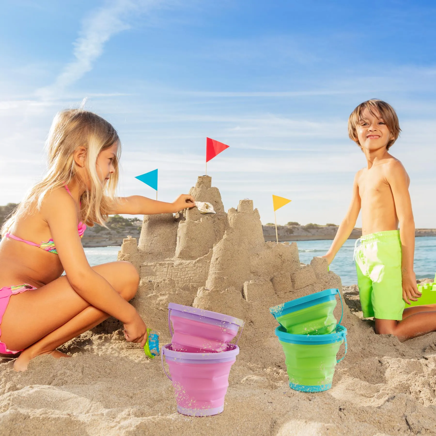 Collapsible Beach Bucket