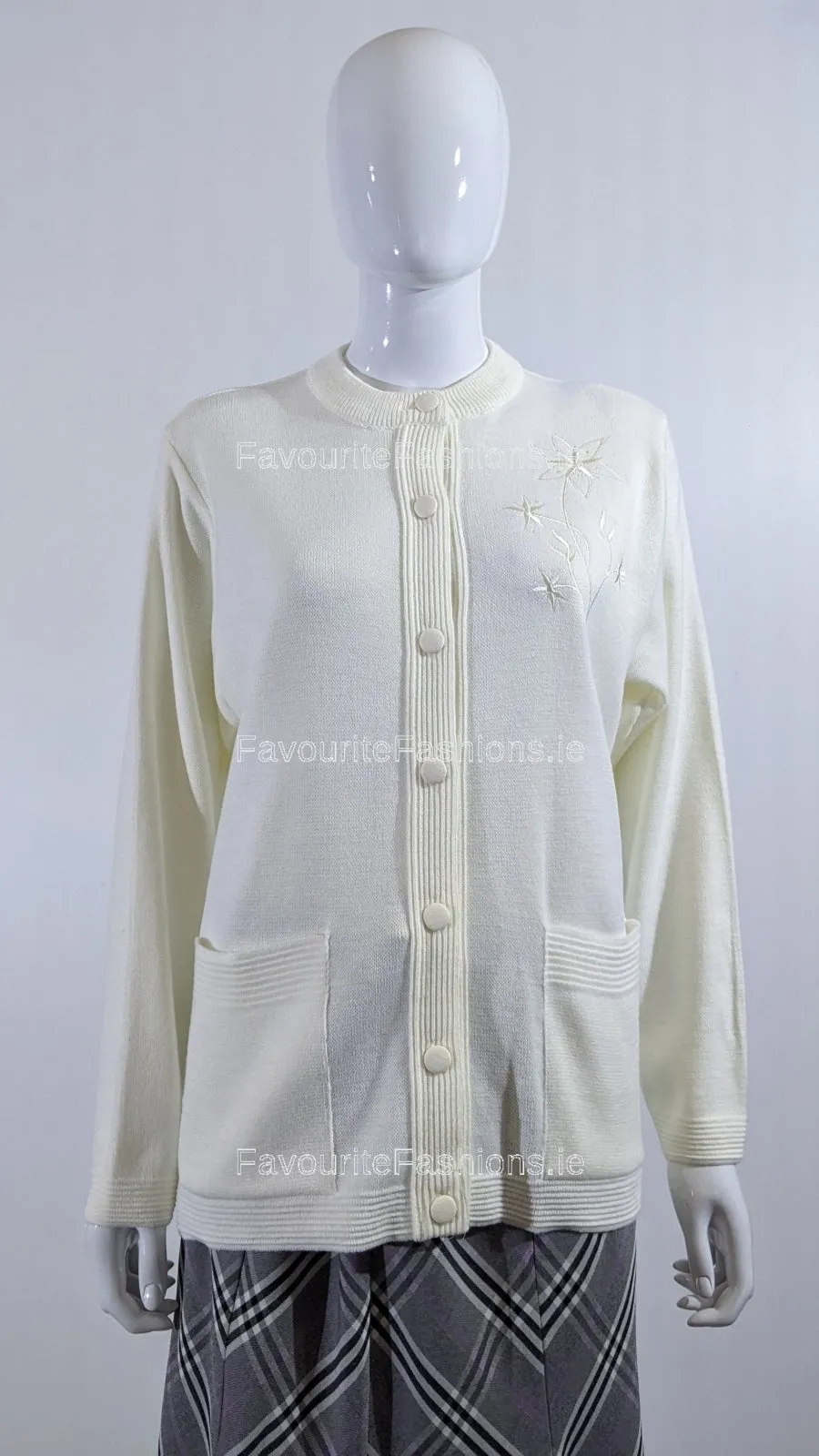 Cream Round Neck Button Pocket Cardigan