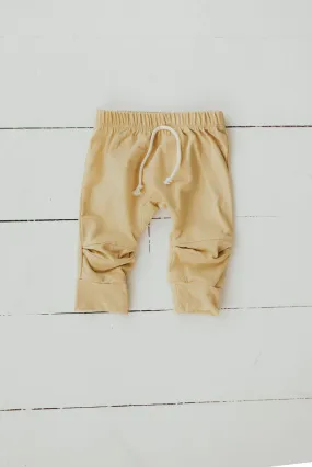 Joggers in Golden