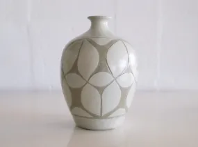 Light Grey Vase by Takahito Okada