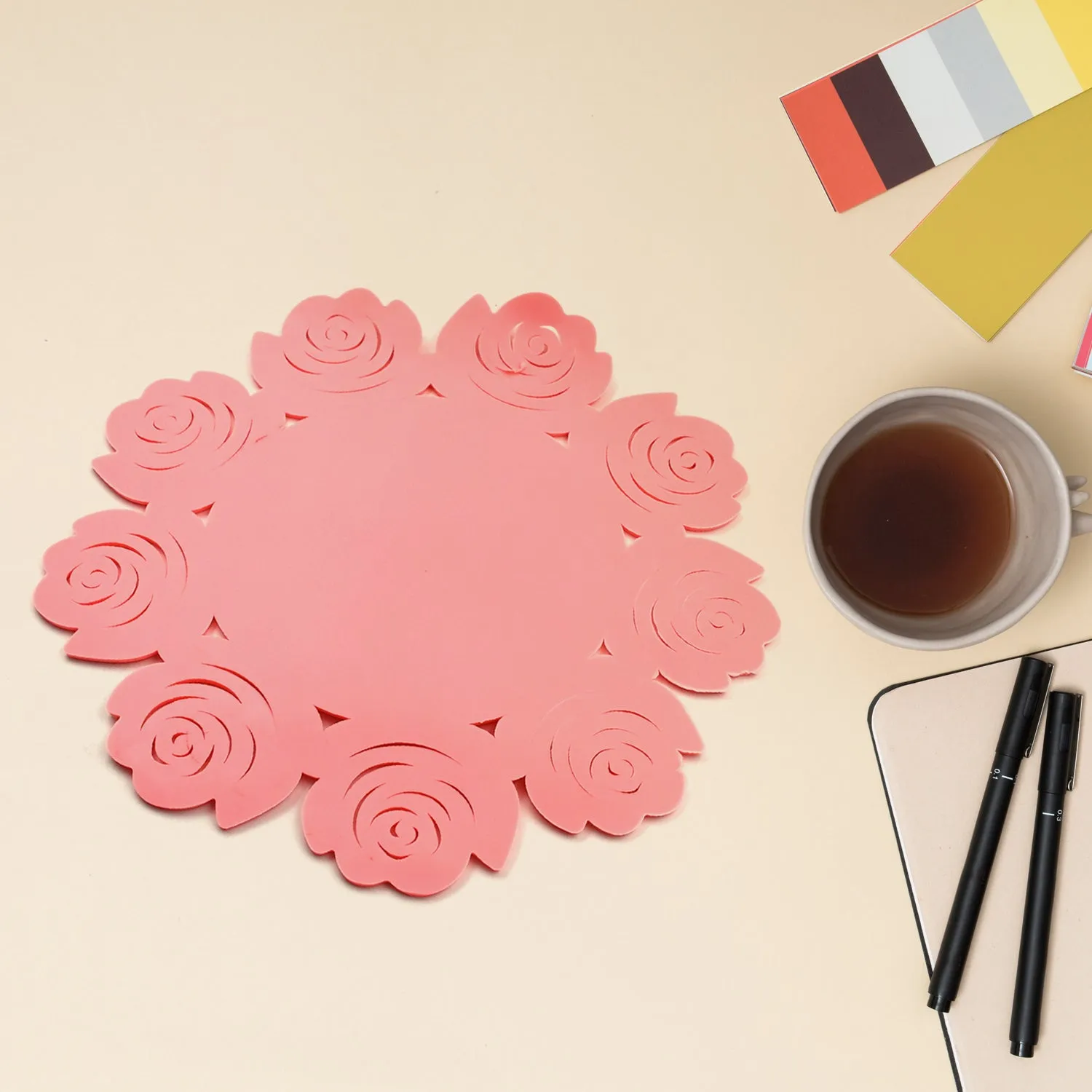 Multifunctional Placemat: Plate & Cup Mat in One (Rose/Circular)