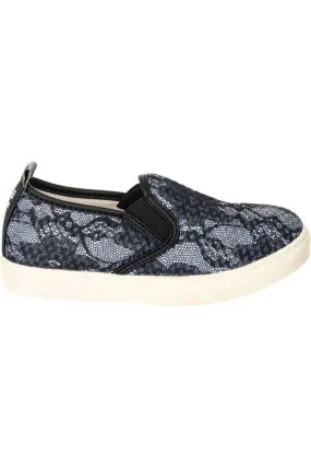 SALLY SLIP ON