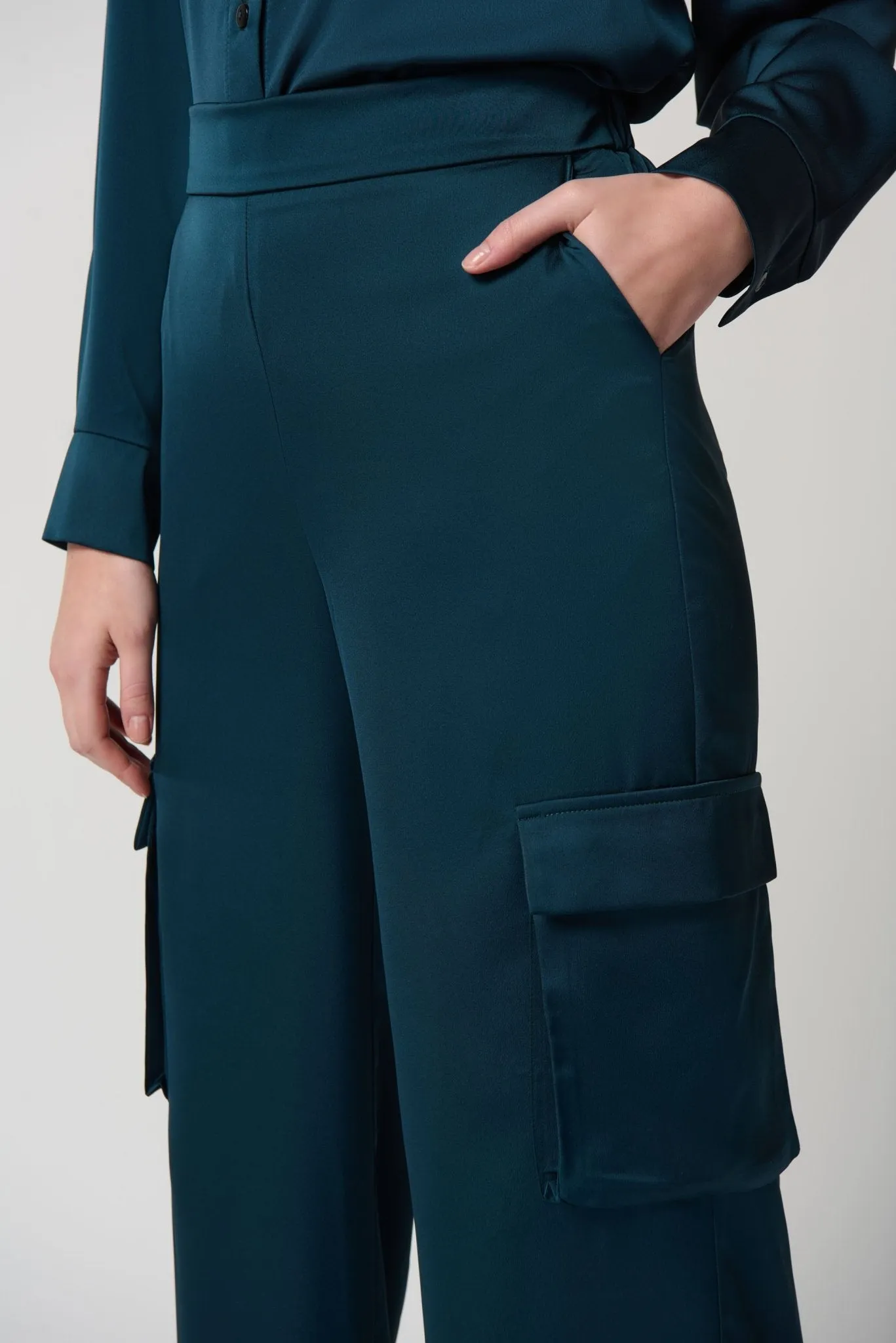 Satin Wide-Leg Cargo Pants Style 234117 | Alpine Green