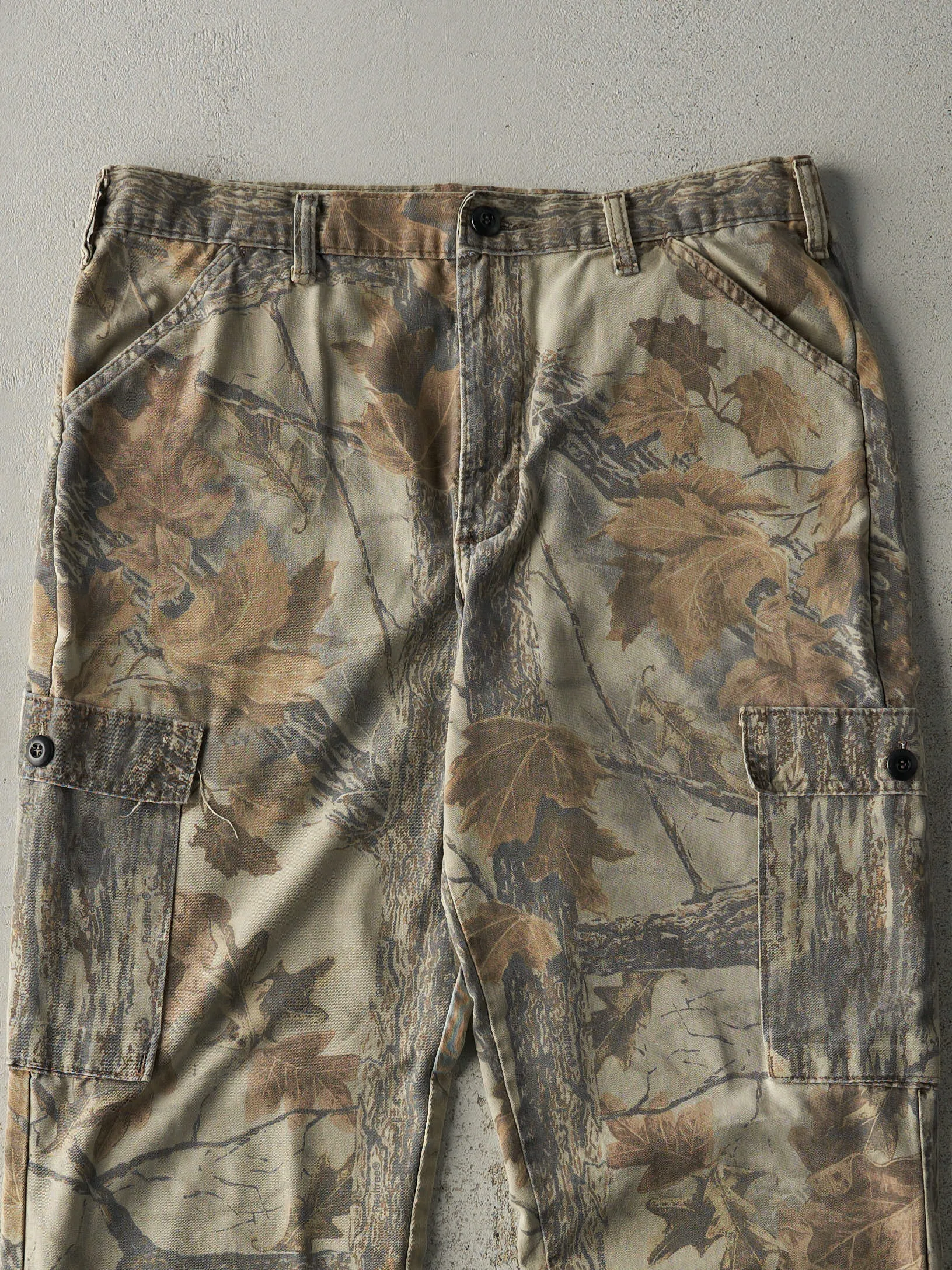 Vintage 90s Camo Realtree x Liberty Lightweight Cargo Pants (35.5x30)