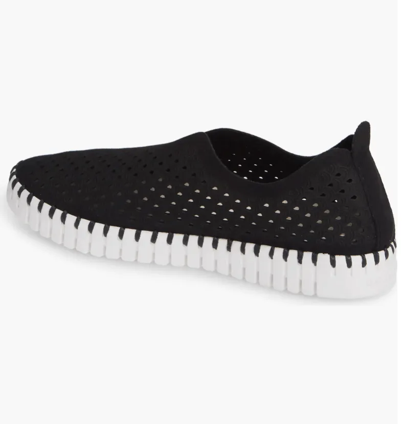 WOMEN'S ILSE JACOBSEN TULIP SLIP-ON | BLACK / WHITE