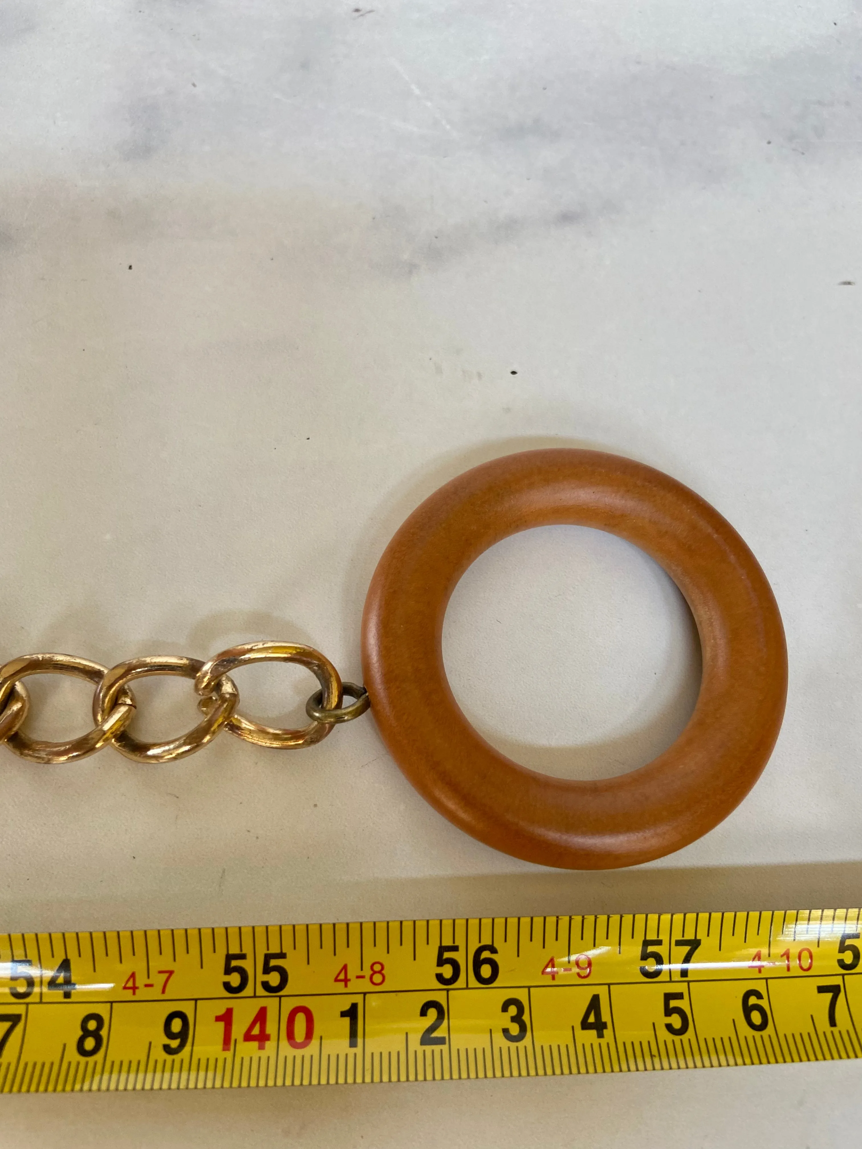 Wood circles belt